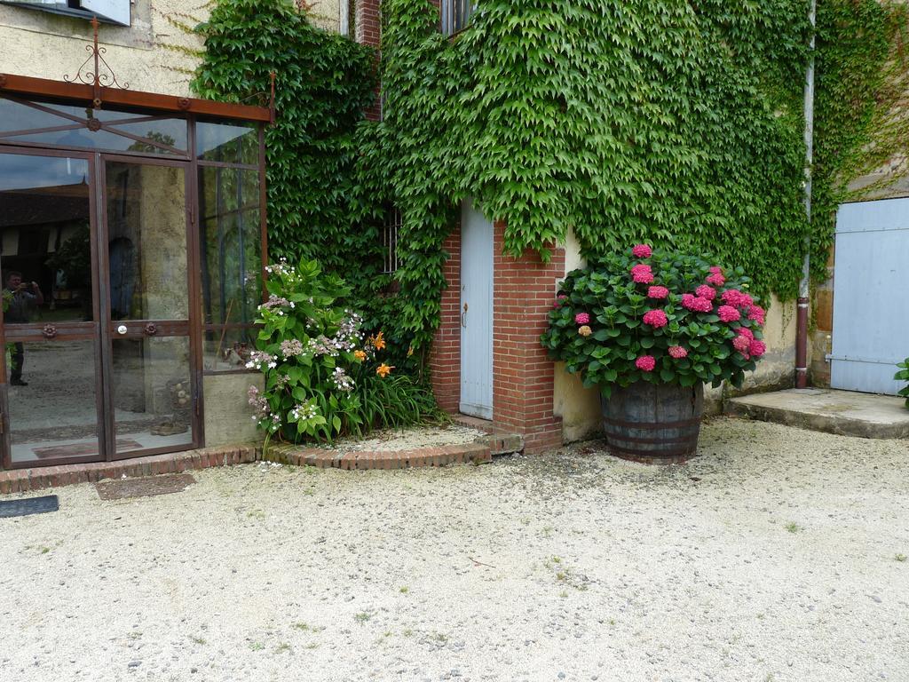 Le Pouy Bed & Breakfast Termes-d'Armagnac Exterior photo